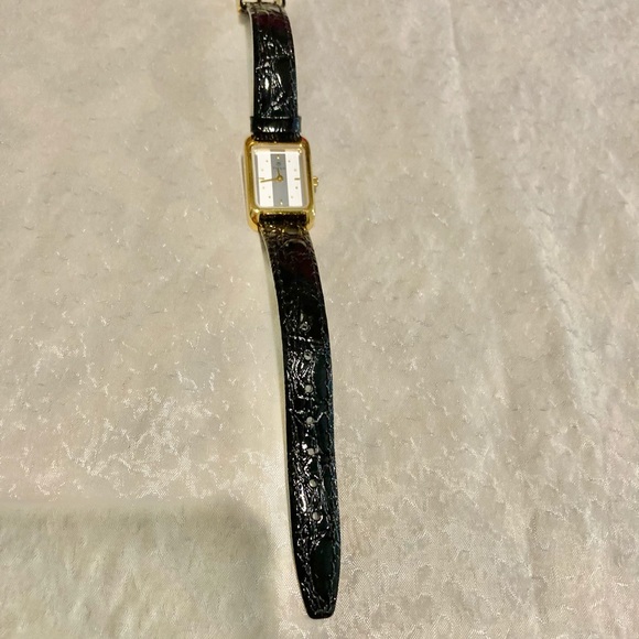 TITAN TANK WATCH. RECTANGULAR. DELICATE. BEAUTIFUL - Picture 13 of 14